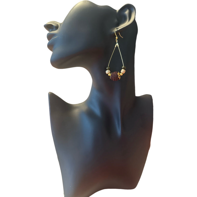Boucles d'oreilles Pendantes "Graine de Cacao" – Fait main