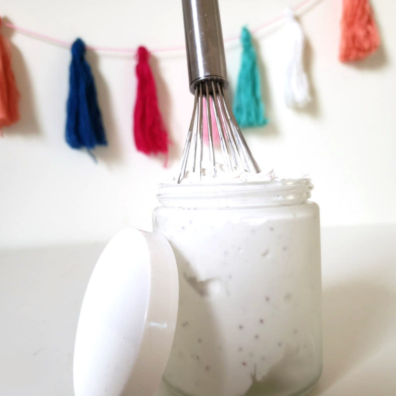 Kit DIY Beurre fouetté hydratant et exfoliant thé vert & pêche